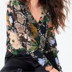 Cabi Women's Floral Snake Charmer Sheer Blouse Puff Sleeves Size XS Multicolor